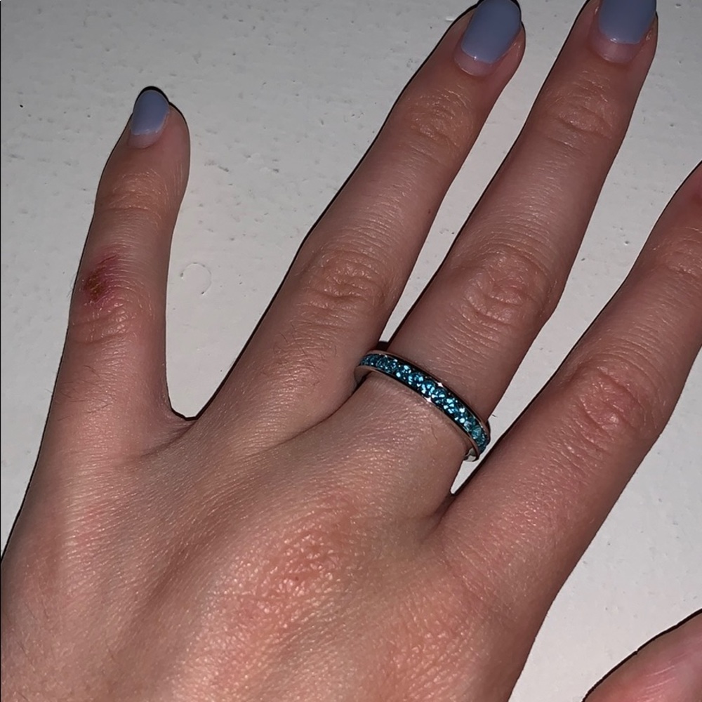 Blue ring - Picture 2 of 2
